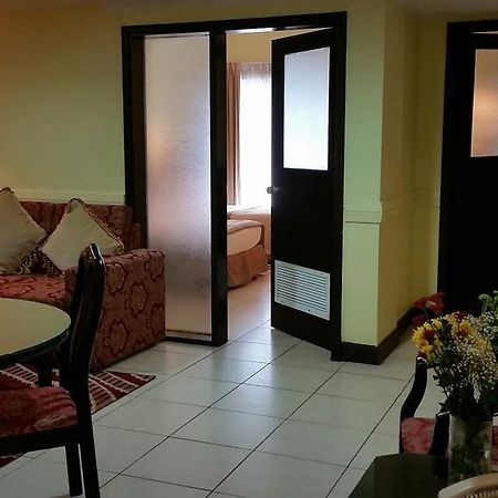 Deebaj Al Khabisi Plaza Aparthotel Dubai Exterior foto