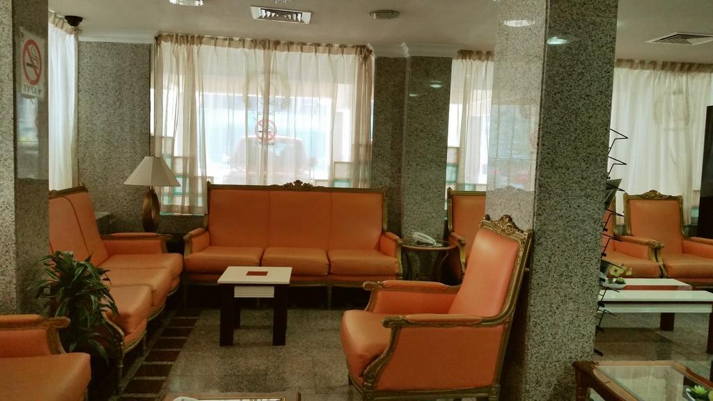 Deebaj Al Khabisi Plaza Aparthotel Dubai Exterior foto